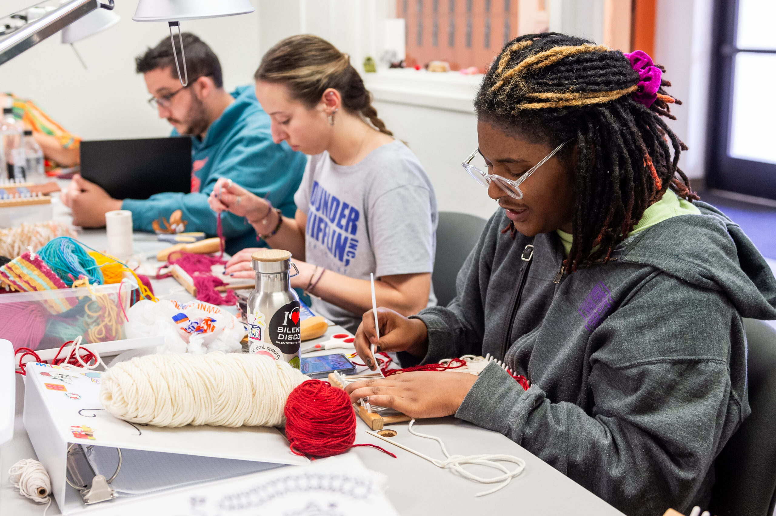 NSU students work on fine arts project