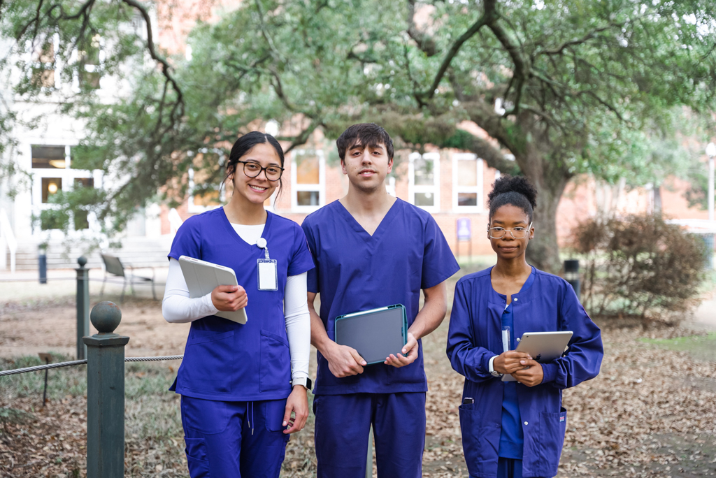 NSU nursing students on the way to class