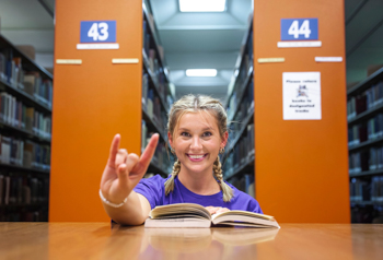 NSU student at the library