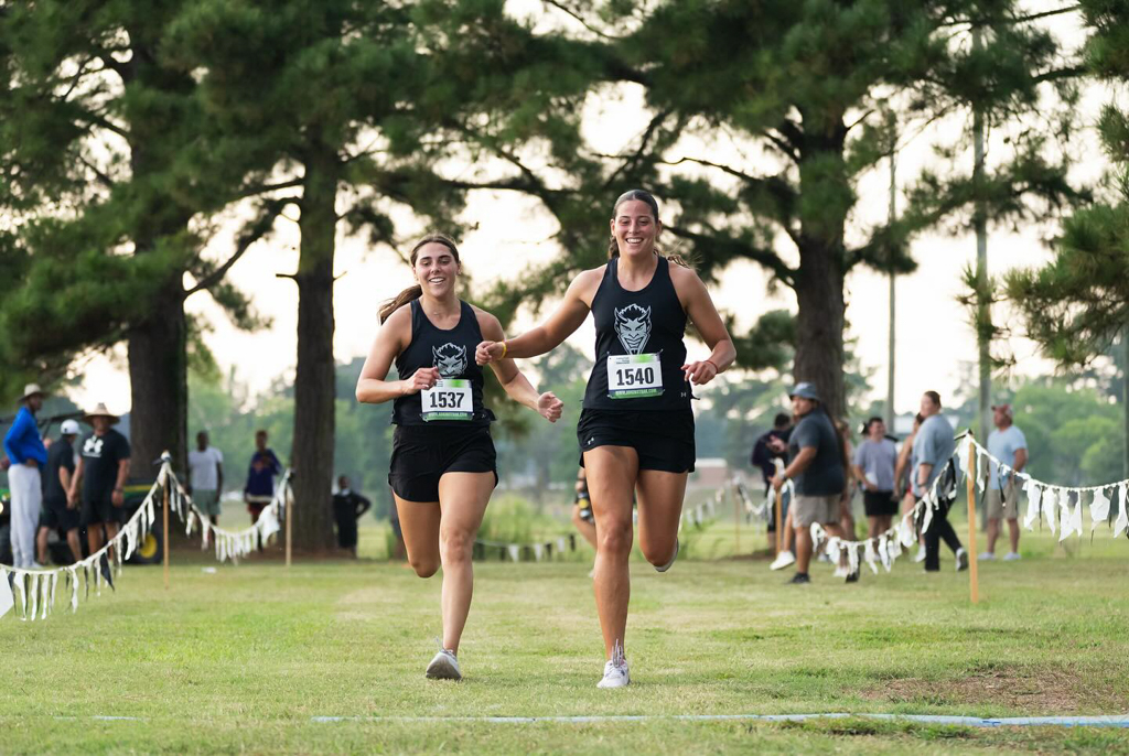 NSU cross country athletes compete at regional event