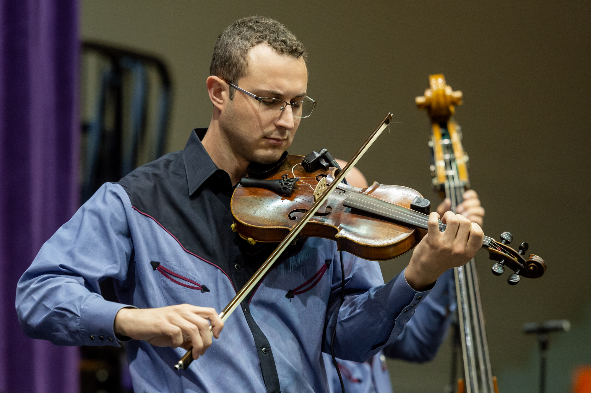 Man playing the fiddle