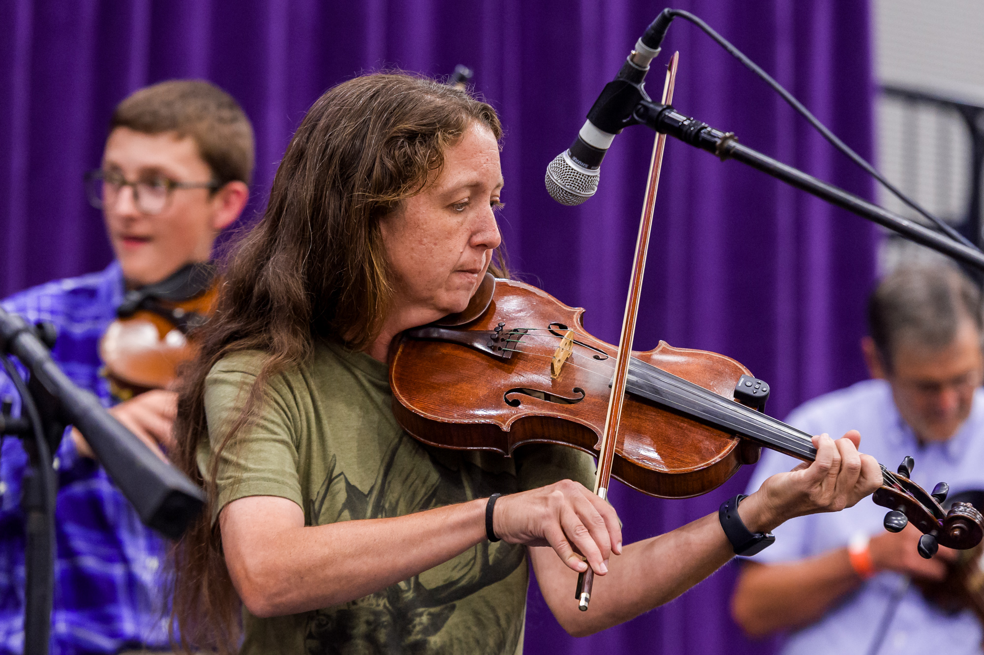 2026 Louisiana State Fiddle Champion Lauren Hodges of Ragley on the Natchitoches-NSU Folk Festival Main Stage.