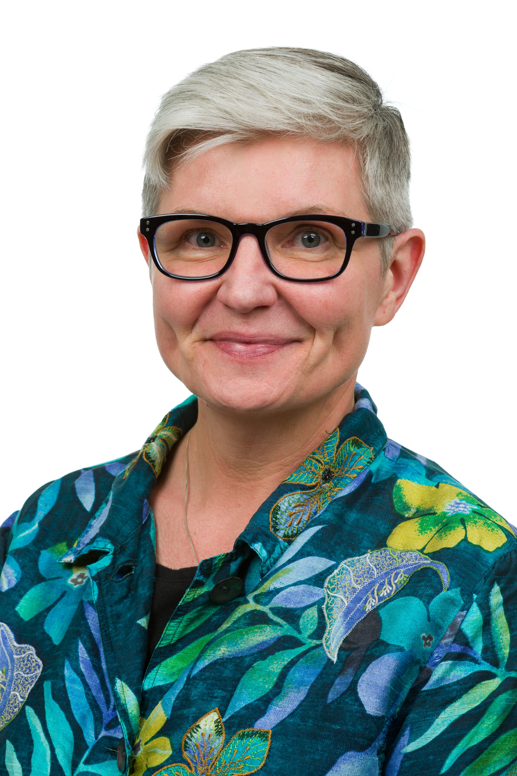 Sarah McFarland headshot